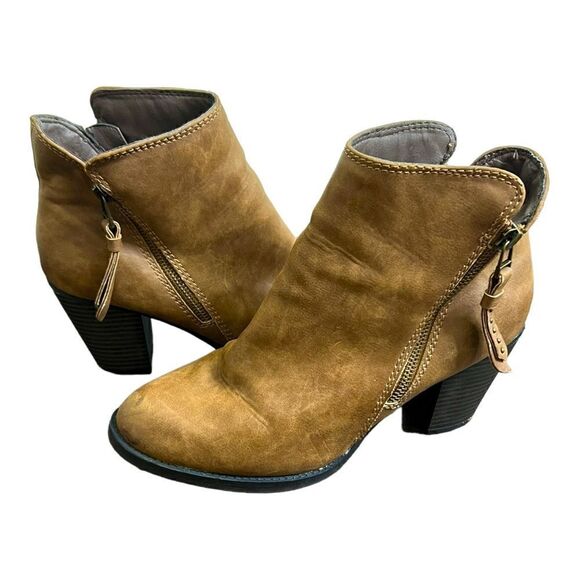 MOSSINO Target Camel Ankle High Boots. Size 9. Heel 3” - Picture 1 of 9